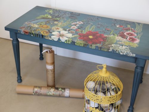 Το τραπέζι άνθισε – Art in Fact